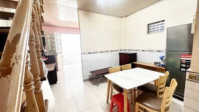 Siêu phẩm nhà góc mặt tiền hẻm gần chợ Thuận Đạt - giá 1tỷ8 