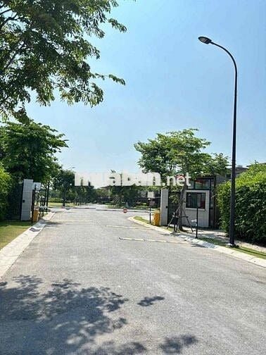 Hàng hiếm ngộp ngân hàng ngay mặt tiền k8 Long Bình Tân sẹt bùi vănhoa