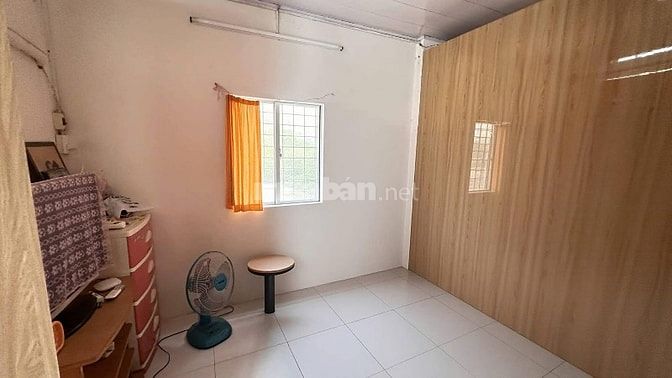 Siêu phẩm nhà góc mặt tiền hẻm gần chợ Thuận Đạt - giá 1tỷ8 
