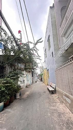 Siêu phẩm nhà góc mặt tiền hẻm gần chợ Thuận Đạt - giá 1tỷ8 