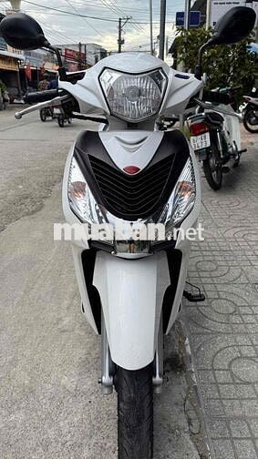 Honda Vision 2016 Trắng ( hỗ trợ góp )