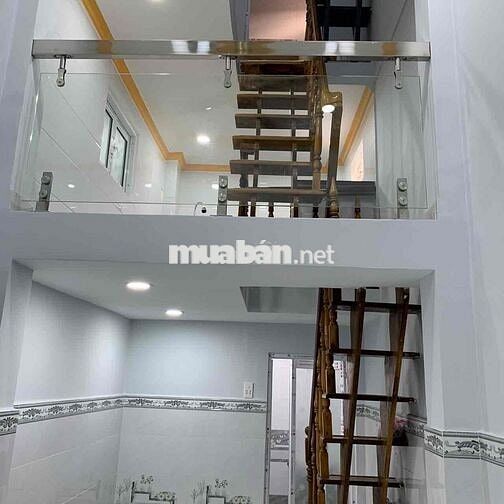 Cho thuê nhà nguyên căn chính chủ Q1