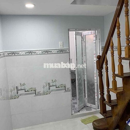 Cho thuê nhà nguyên căn chính chủ Q1