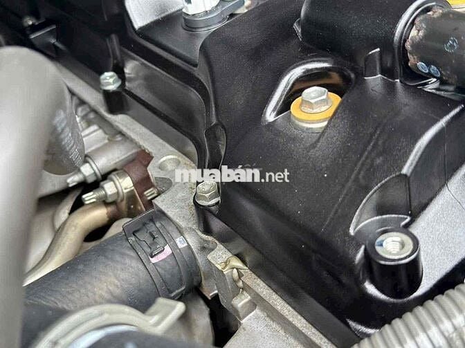 Toyota Innova 2.0E 2019 Số sàn màu đồng ánh kim