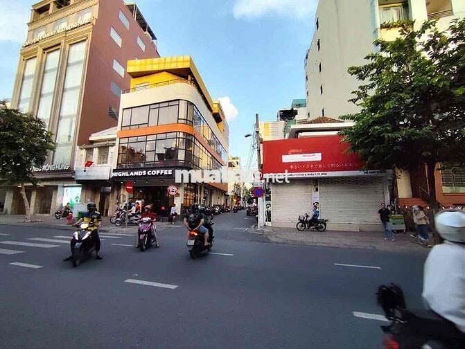 Cho thuê nhà HXH Nguyễn Đình Chiểu, Quận 3