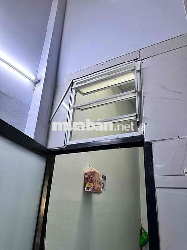 PASS PHÒNG TRỌ GÁC CAO 2M CÓ CỬA SỔ