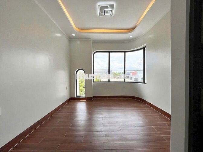 Chủ ngộp! Giảm 200tr nữa bán nhanh chỉ còn 1,85 tỷ . Quá Rẻ Luôn ạ.