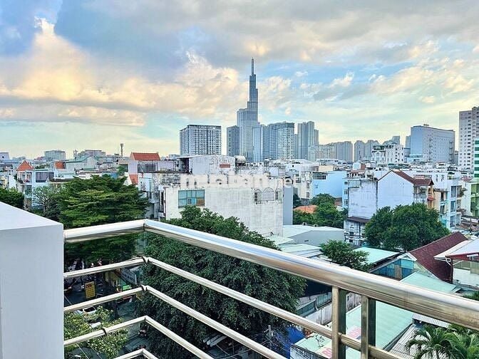 🏙️ STUDIO BAN CÔNG VIEW LANDMARK 81 – FULL NỘI THẤT – SÁT BÊN GTVT, NT