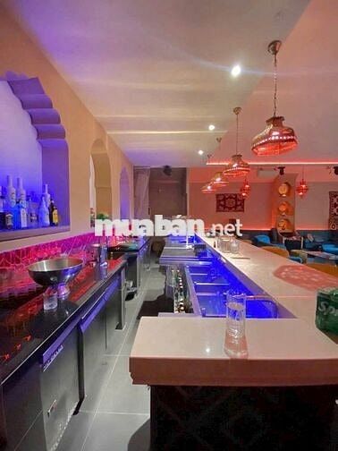 CHO THUÊ MẶT BẰNG MT CÔ BẮC Q1, 300M, CHỈ 135TR