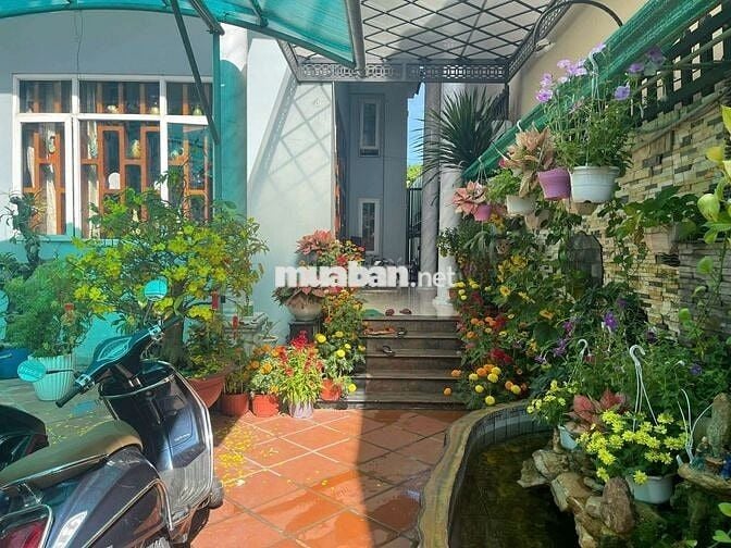 Biệt thự mini sân vườn 200m2 4 Tầng 1/ Hà Huy Giáp Ngay CĐ Điện Lực