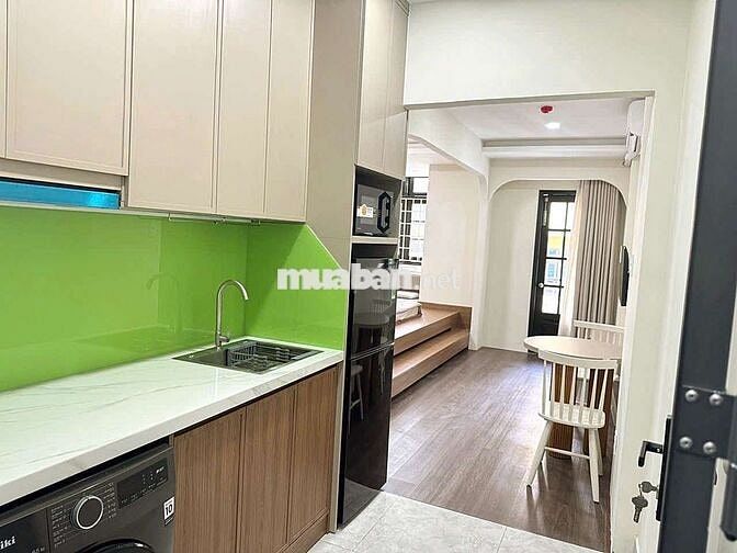 căn hộ mới 100 % nội thất cao cấp