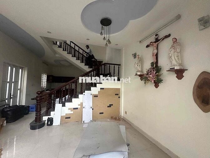 cần bán nhà phố, sổ sách đầy đủ, tại tân biên, biên hoà.