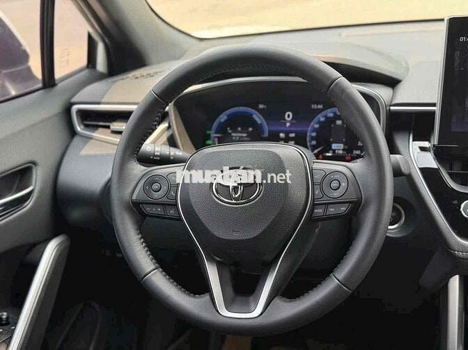Toyota Corolla Cross HEV 2025 Trắng 8000km