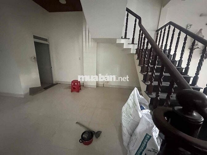 cần bán nhà phố, sổ sách đầy đủ, tại tân biên, biên hoà.