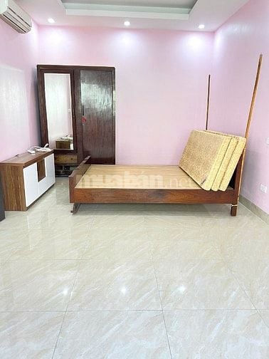 Cho thuê nhà 5 tầng  Chính chủ