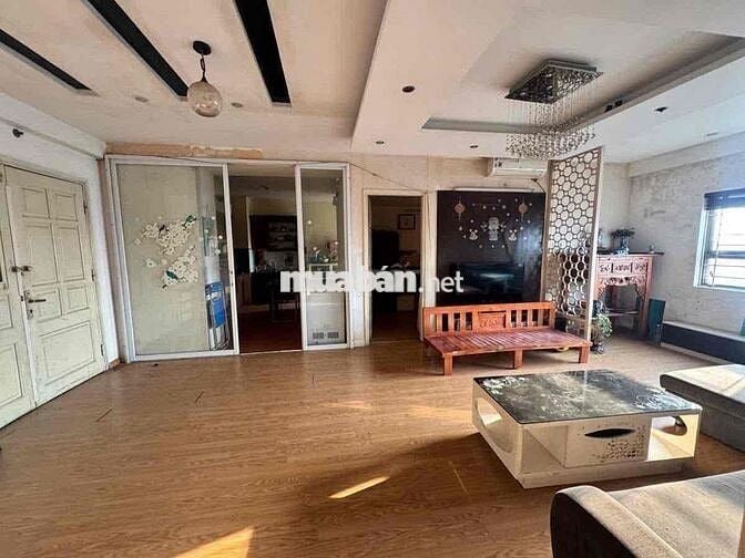 Chủ bán căn CC sổ đỏ Hà Đông-Gần phố-NT 5 sao-100m;3N;2VS-Dưới 5 tỷ