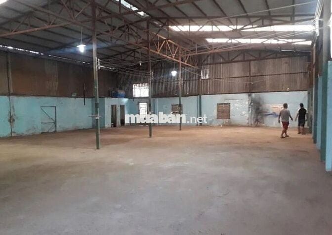 CHO THUÊ KHO,XƯỞNG 420M² GIÁ 28TR/T, GẦN EON TÂN PHÚ