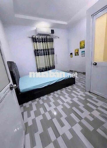 Cho thuê nhà nguyên căn hẻm 487 Huỳnh Tấn Phát quận 7 giá 9tr