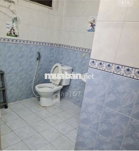 Nhà 5 tầng Mặt tiền Bà Hom, 4.5m x 23m, 4PN, 4WC, cho bán quán ăn luôn