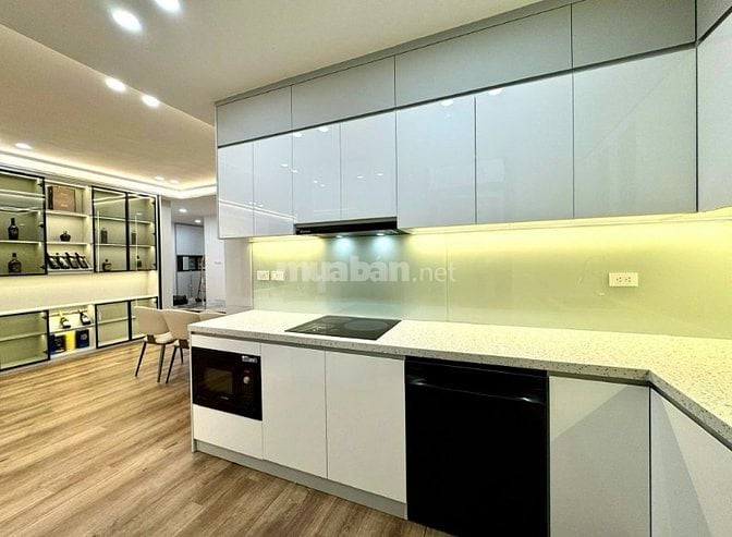 CĂN HỘ CAO CẤP Ở NGOẠI GIAO ĐOÀN TÒA NO4B T1, TẦNG 20, 130M² 3PN+2WC