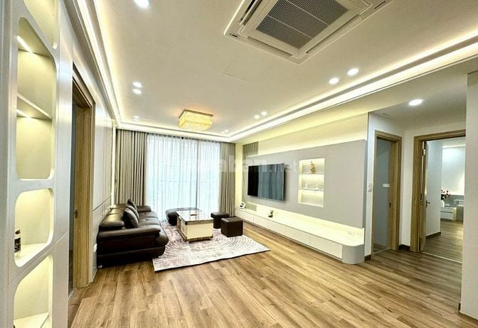 CĂN HỘ CAO CẤP Ở NGOẠI GIAO ĐOÀN TÒA NO4B T1, TẦNG 20, 130M² 3PN+2WC