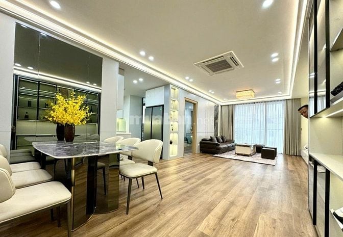 CĂN HỘ CAO CẤP Ở NGOẠI GIAO ĐOÀN TÒA NO4B T1, TẦNG 20, 130M² 3PN+2WC