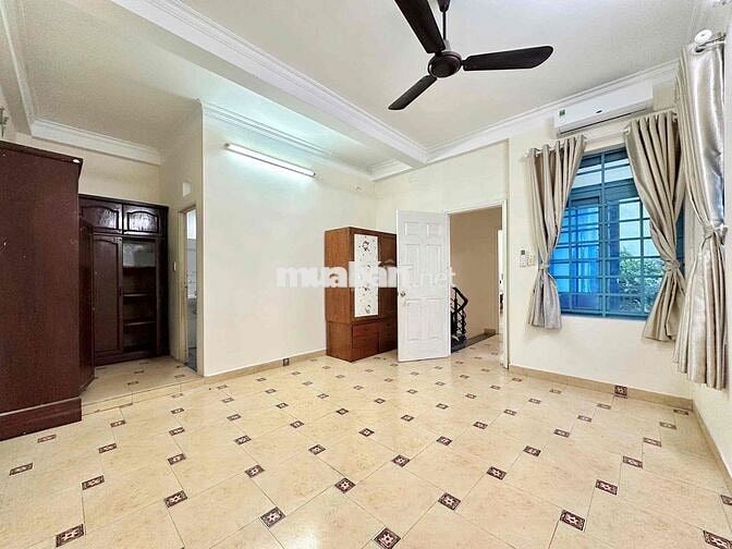 CHO THUÊ NHÀ NGUYÊN CĂN 4PN GIÁ RẺ 200M2 - SÂN VƯỜN KHU BÀU CÁT