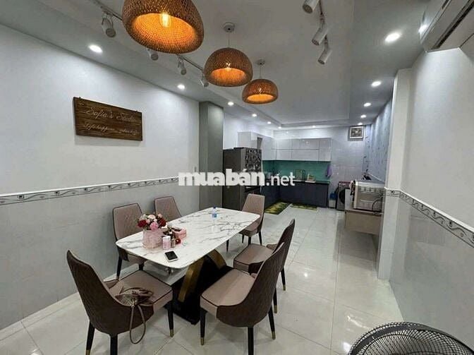 NHÀ 2 LẦU - ĐƯỜNG TRẦN KHÁNH DƯ