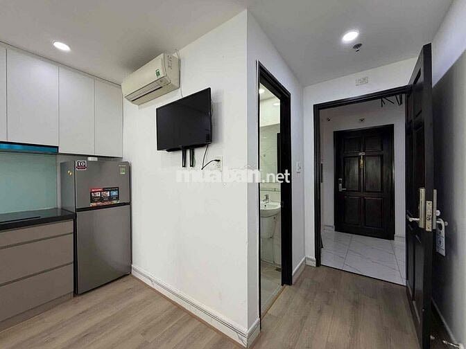 Căn hộ 40m2 ban công full nội thất khu vực Etown Cộng hào - K300.
