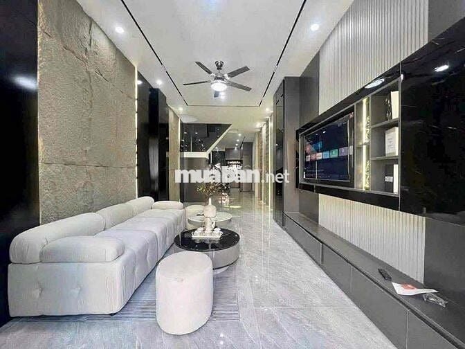 153 CHO THUÊ NHÀ ĐẸP 3 TẦNG FULL NỘI THẤT – SÁT TRUNG TÂM