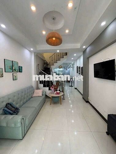 NHÀ 2 LẦU - ĐƯỜNG TRẦN KHÁNH DƯ