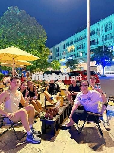 Tuyển 5 Bạn Nhân Viên Văn Phòng Không Kinh Nghiệm
