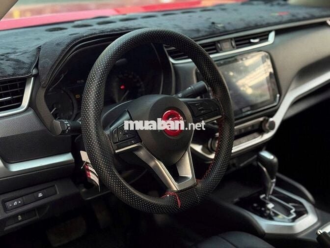 Nissan Navara EL 2024 Tự động 14.000 km Đỏ