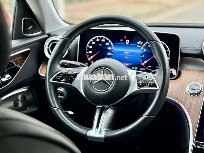 Mercedes-Benz C200 Plus V1 2023 Đỏ