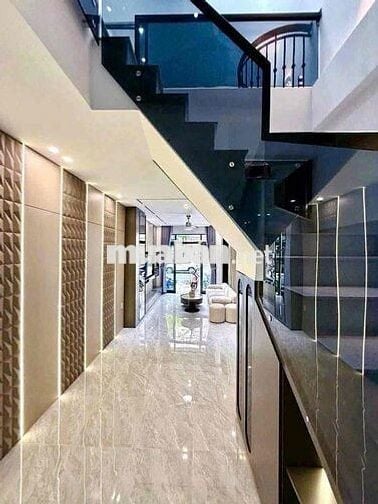 153 CHO THUÊ NHÀ ĐẸP 3 TẦNG FULL NỘI THẤT – SÁT TRUNG TÂM
