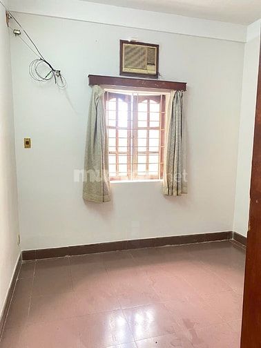Cho thuê căn hộ quận 3, giá 8 triệu/tháng