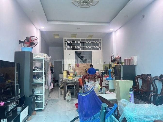 CHO THUÊ NHÀ NGUYÊN CĂN Đường 3, p. Trường Thọ – HẺM XE HƠI, 3pn2wc