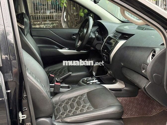 Nissan Navara VL 4x4 2022 Đen 85.000 km