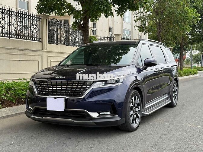 Kia Carnival Premium 2022 7 chỗ Đen