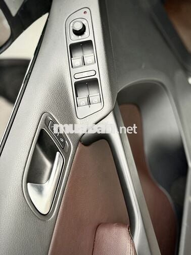 Volkswagen Tiguan 2.0 2016 Trắng 74000 km