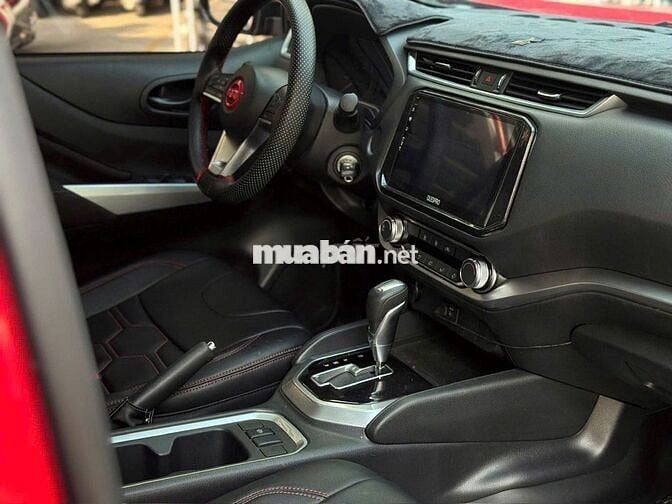 Nissan Navara EL 2024 Tự động 14.000 km Đỏ