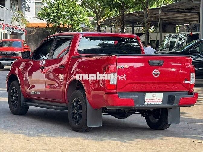 Nissan Navara EL 2024 Tự động 14.000 km Đỏ