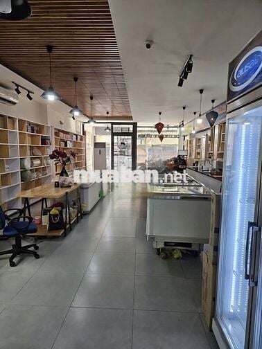 CHO THUÊ NHÀ MẶT TIỀN NGANG 6M ĐƯỜNG CAO THẮNG QUẬN 3