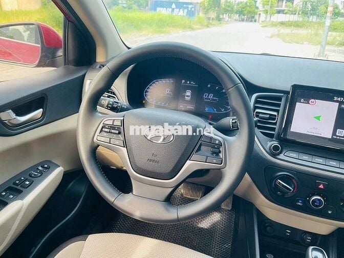 Hyundai Accent 2022 Tự động 30000 km Đỏ
