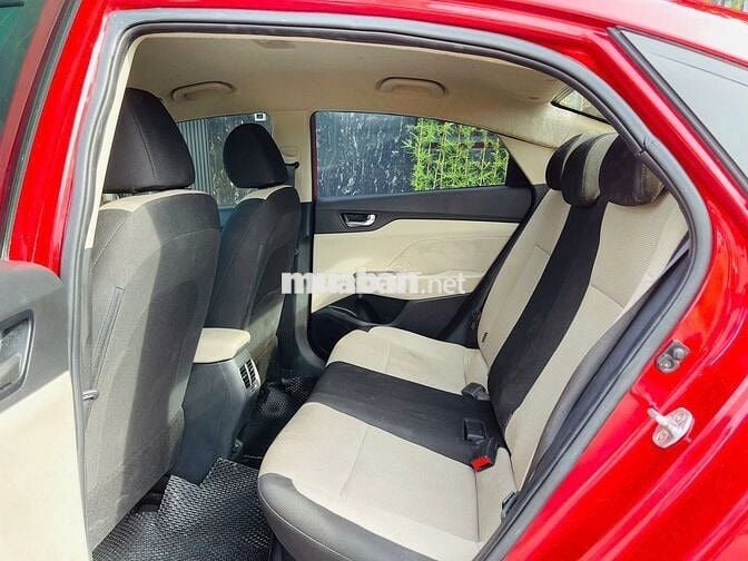 Hyundai Accent 2022 Tự động 30000 km Đỏ
