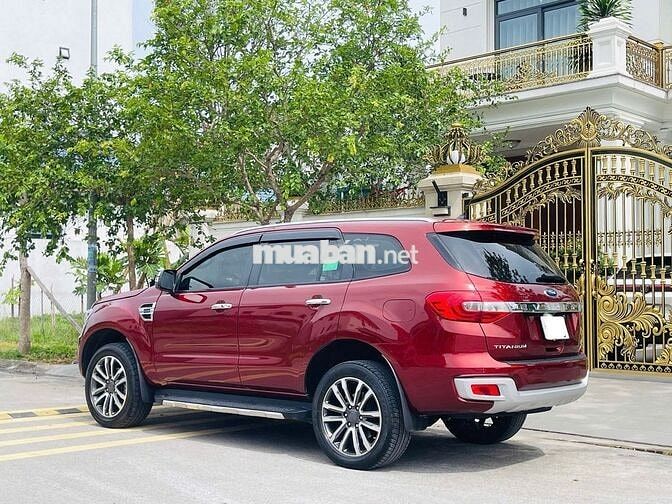 Ford Everest Titanium 2020 Máy dầu Số tự động Đỏ
