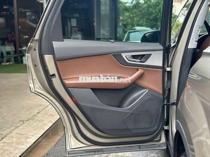 Audi Q7 2017 2.0 AT Xám Bạc 7 chỗ | 135,000 Km