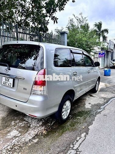 Toyota Innova 2011 Sàn Bạc