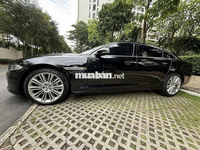 Jaguar XJL 3.0 PORTFOLIO 2015 Đen