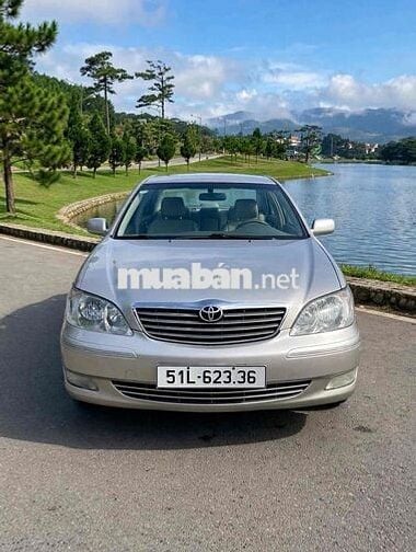 Toyota Camry 3.0V 2004 Vàng cát